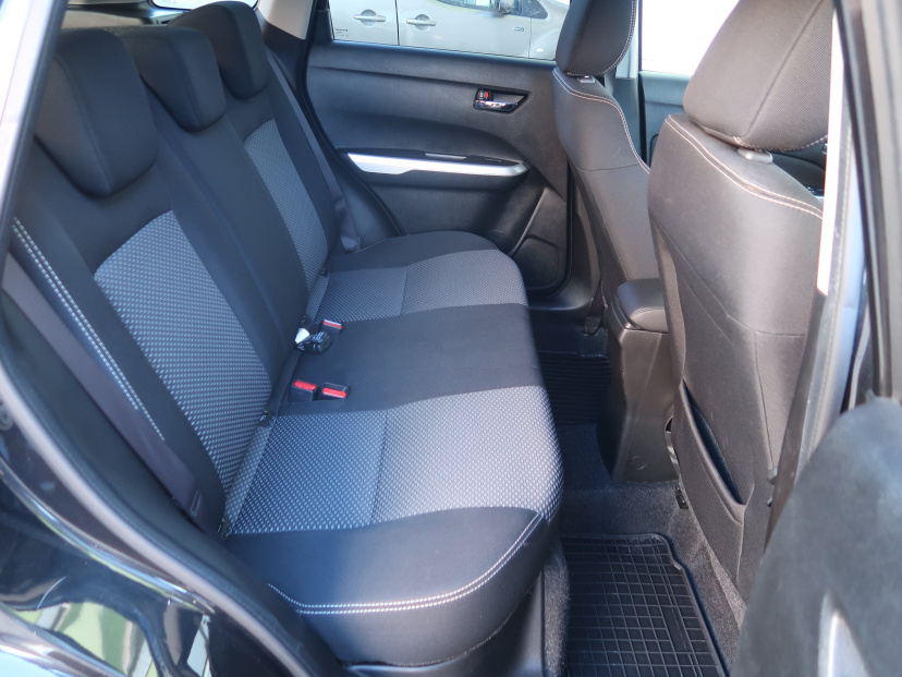 Suzuki Vitara, 2017