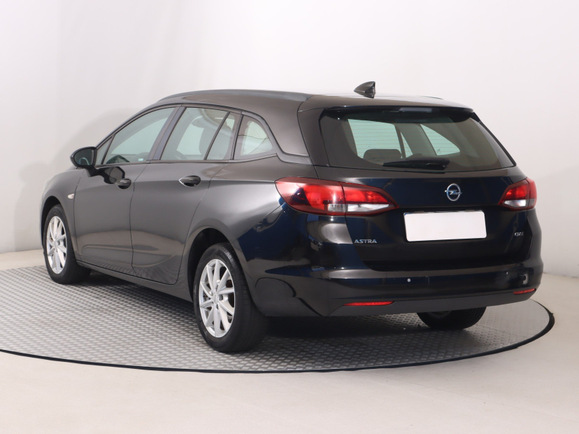 Opel Astra, 2017