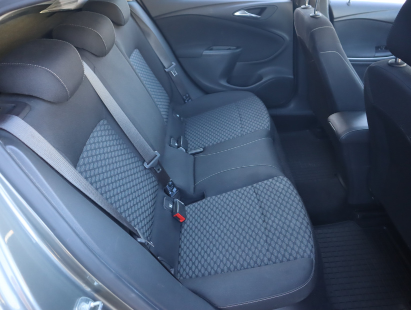 Opel Astra, 2017