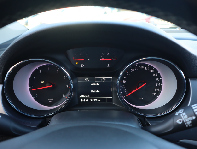 Opel Astra, 2017