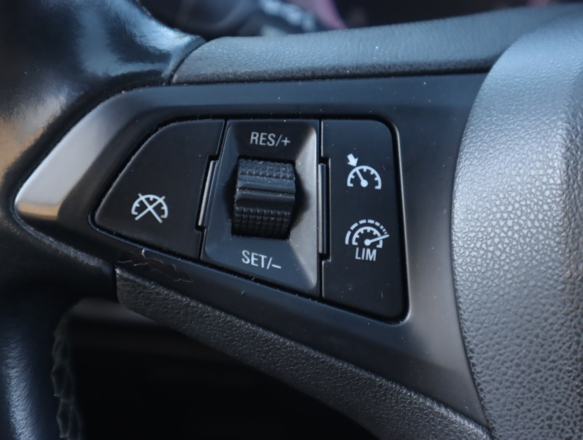 Opel Astra, 2017
