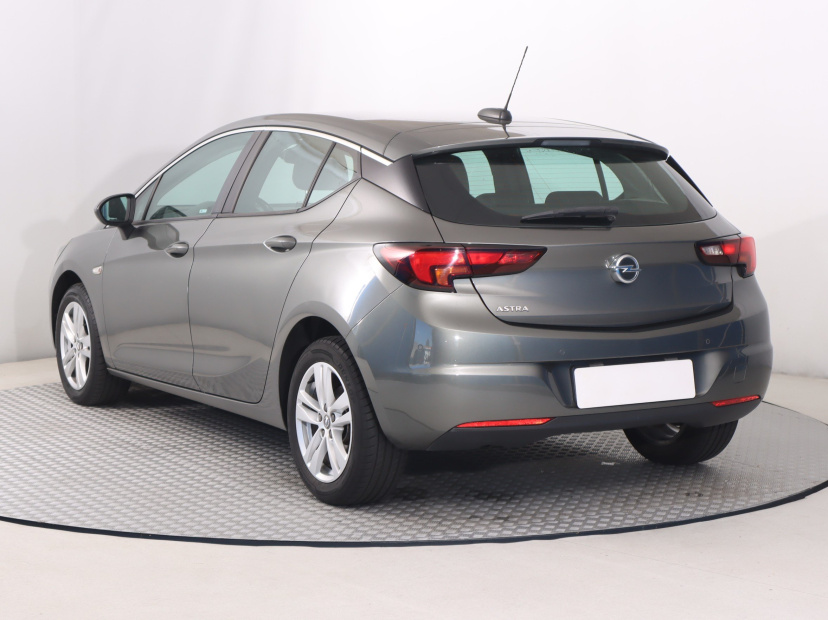Opel Astra, 2017