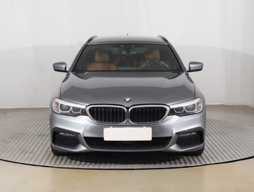 BMW 5, 2019