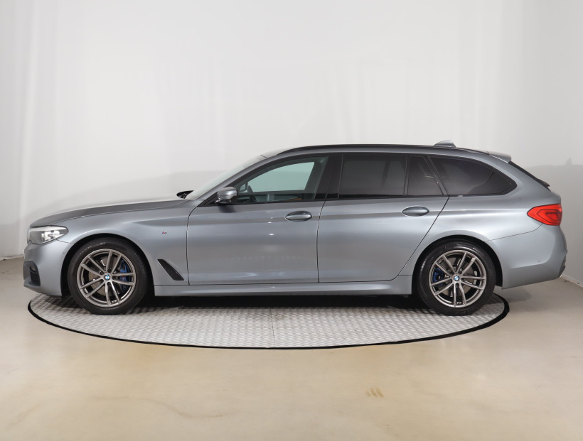 BMW 5, 2019