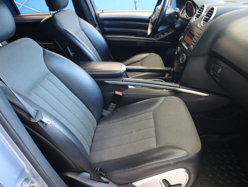 Mercedes-Benz ML, 2007