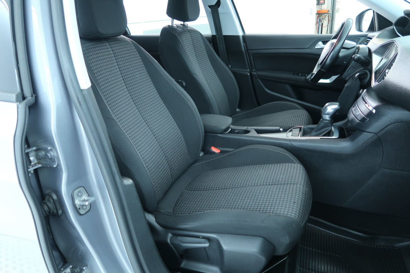 Peugeot 308, 2016