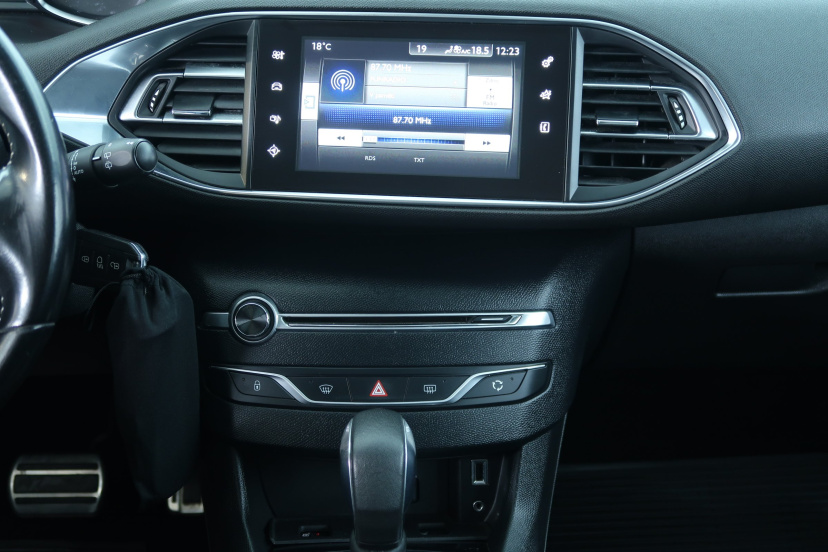 Peugeot 308, 2016