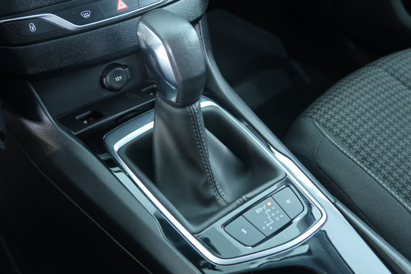 Peugeot 308, 2016