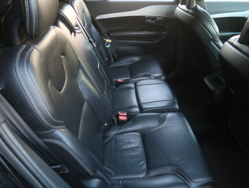 Volvo XC90, 2015