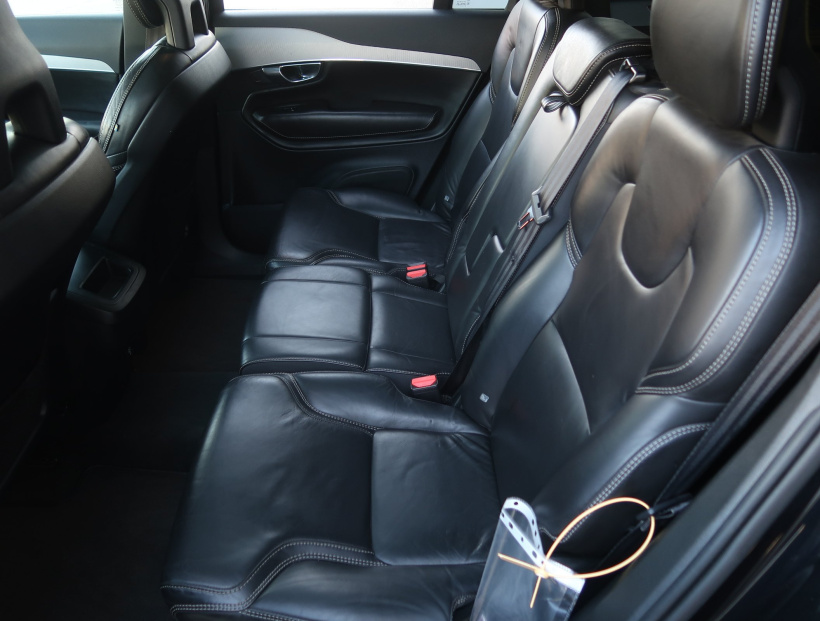 Volvo XC90, 2015