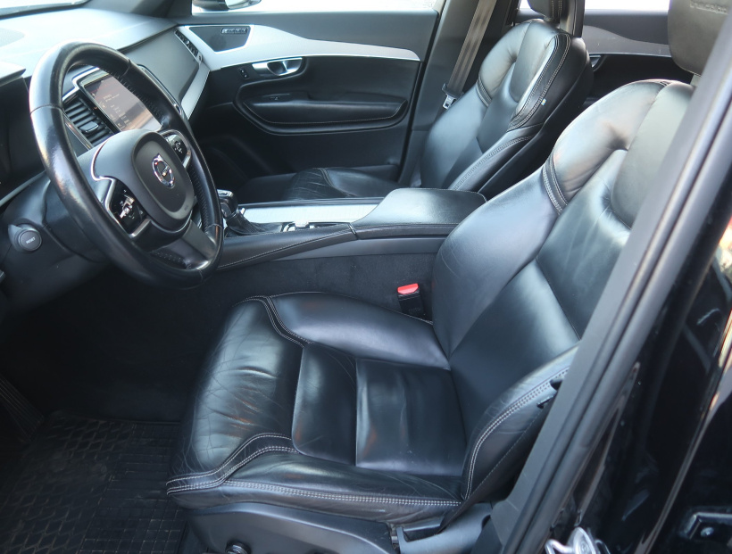 Volvo XC90, 2015
