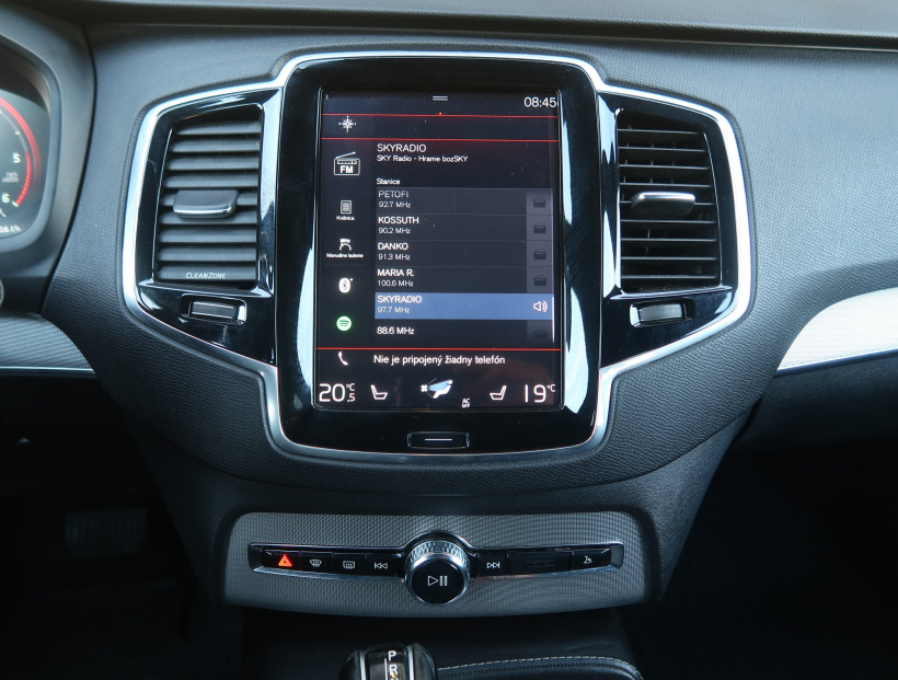 Volvo XC90, 2015