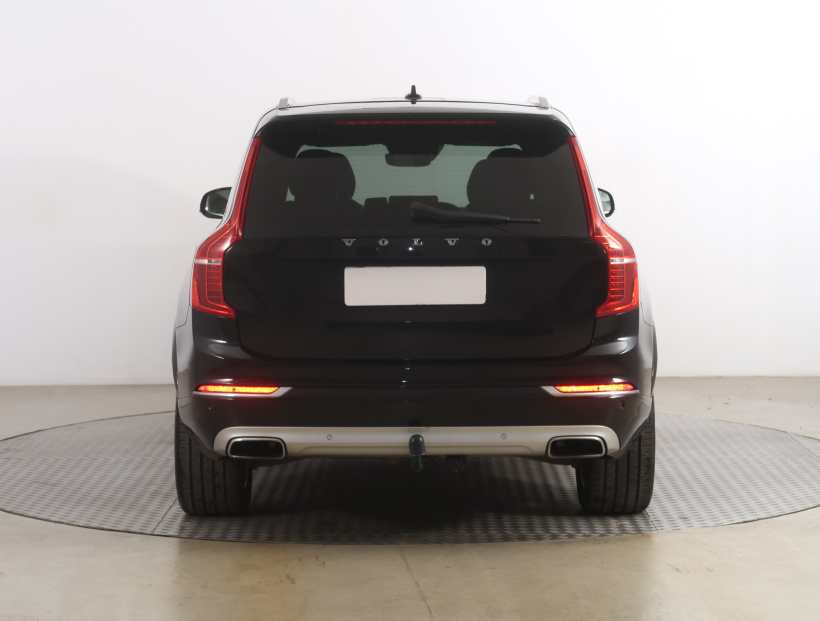 Volvo XC90, 2015