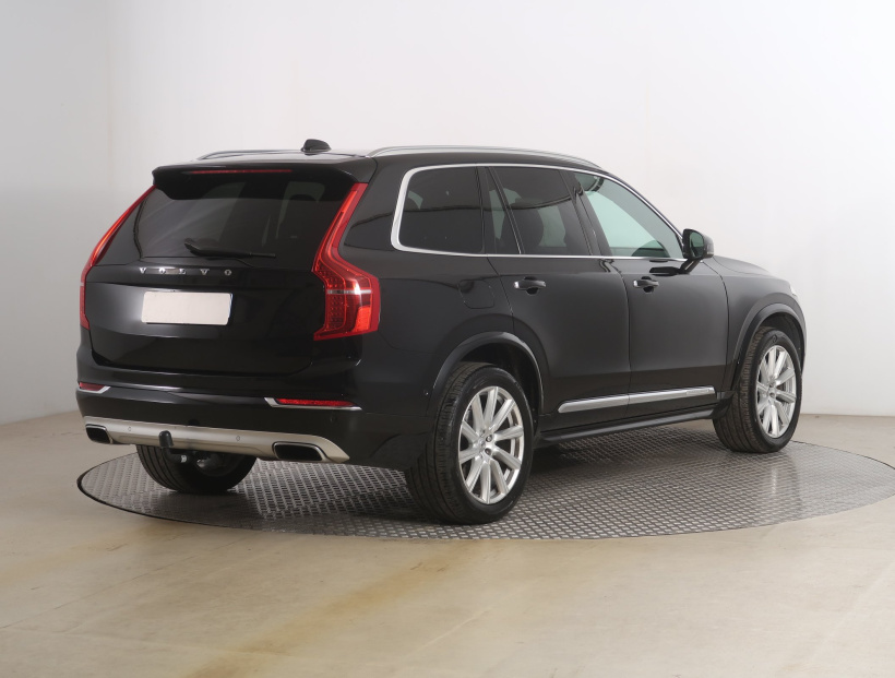 Volvo XC90, 2015