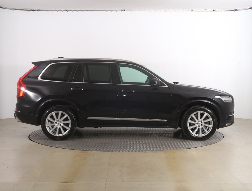 Volvo XC90, 2015