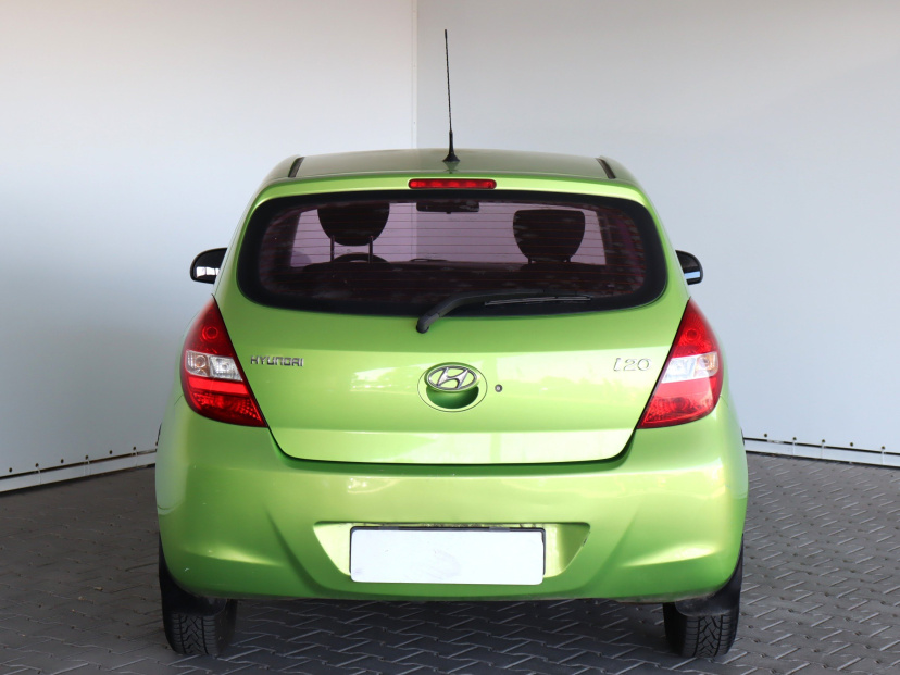 Hyundai i20, 2010