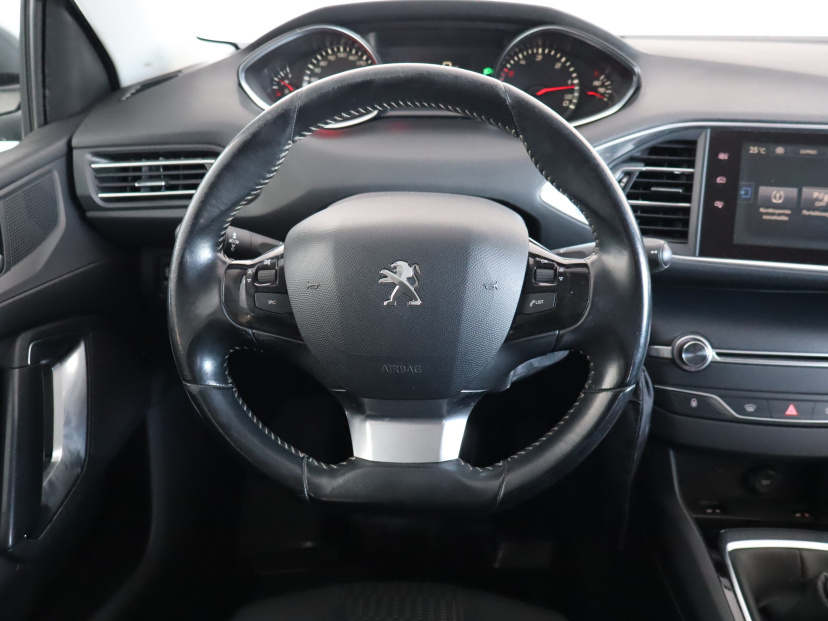 Peugeot 308, 2016