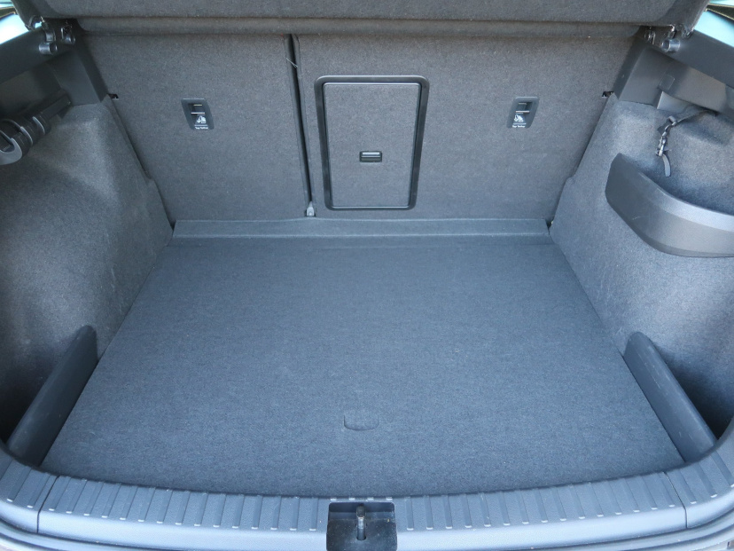 Škoda Karoq, 2018