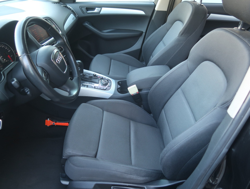 Audi Q5, 2010