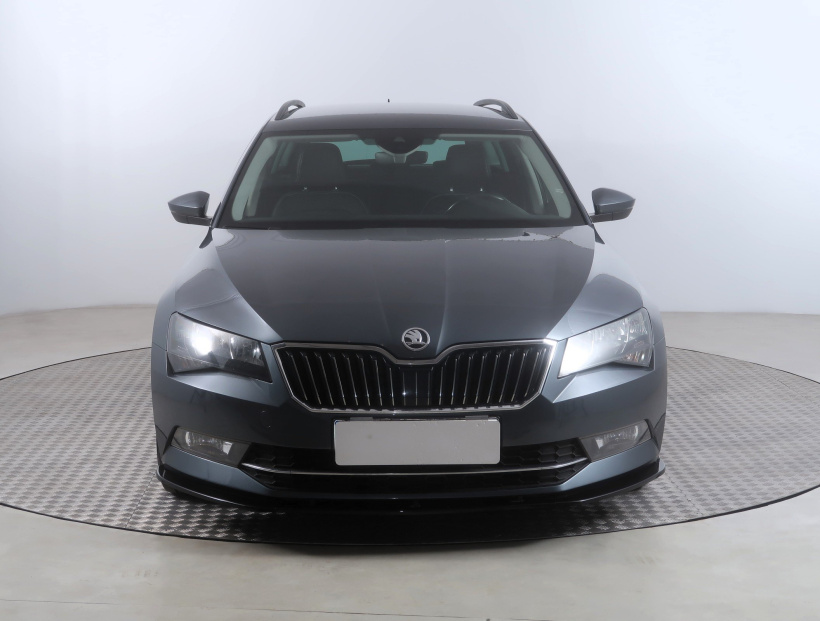 Škoda Superb, 2019