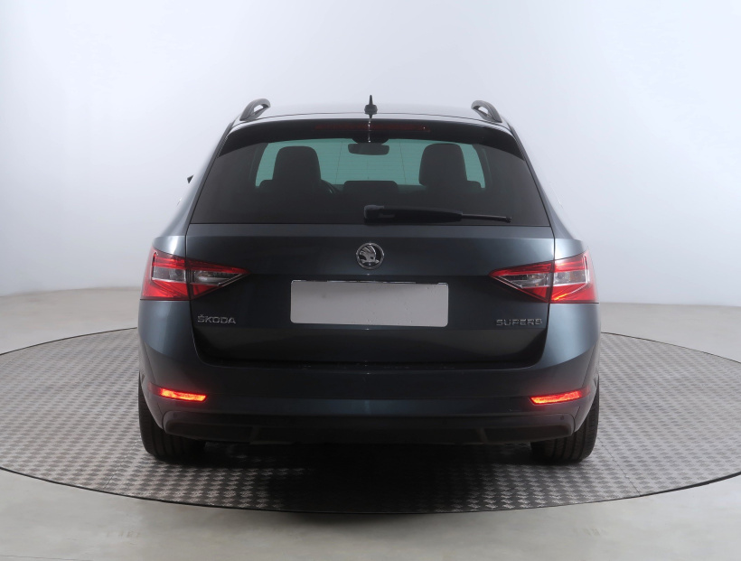 Škoda Superb, 2019
