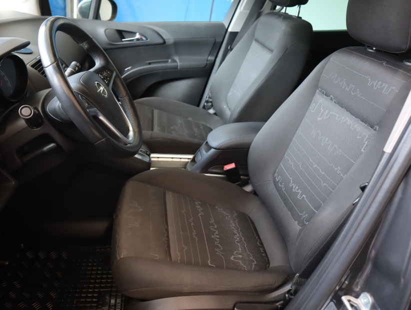 Opel Meriva, 2011