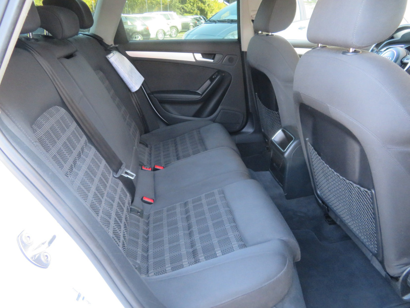 Audi A4, 2013