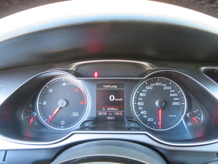 Audi A4, 2013