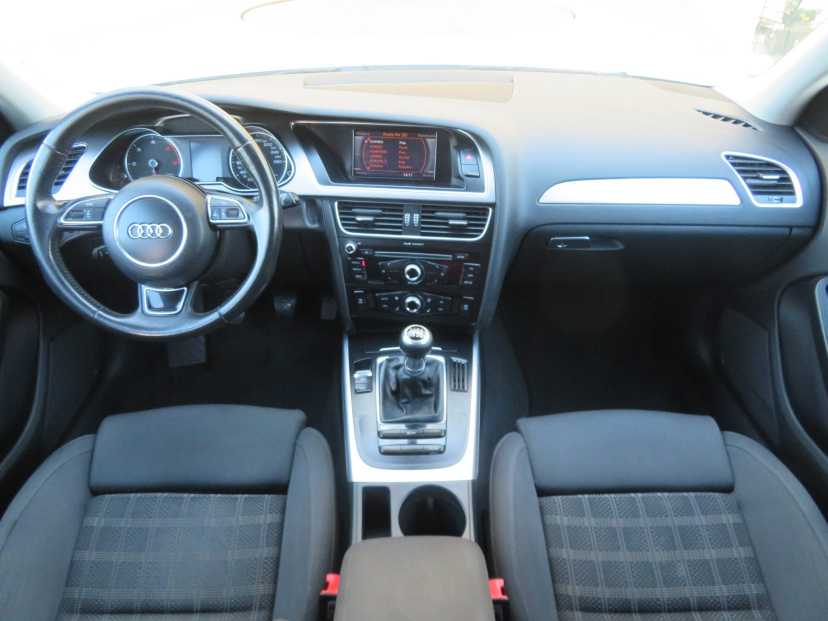 Audi A4, 2013