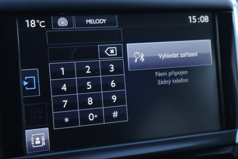 Peugeot 208, 2015