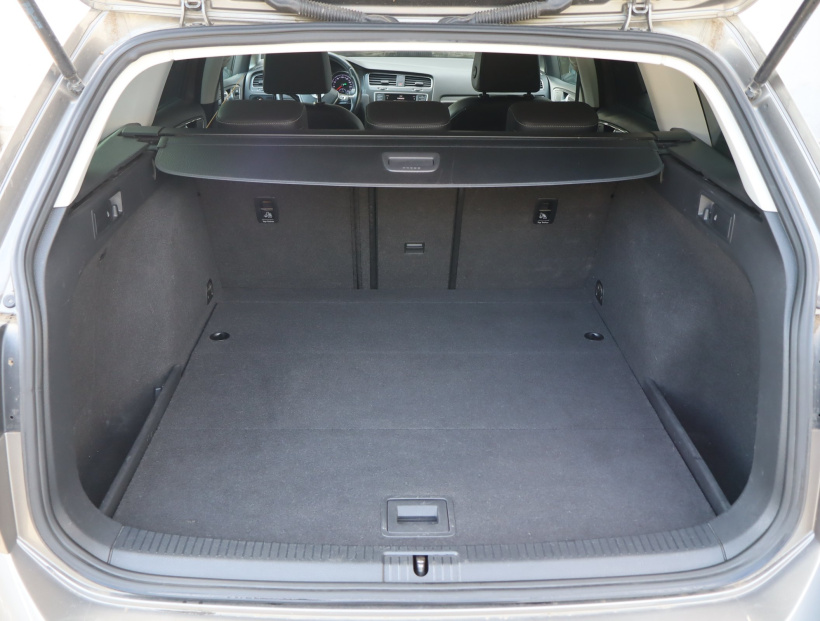Volkswagen Golf, 2016
