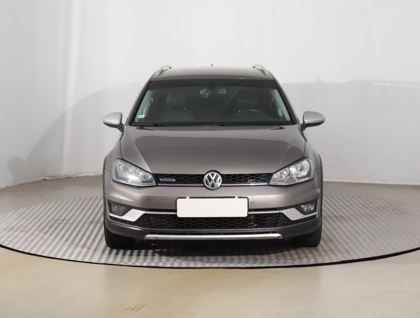 Volkswagen Golf, 2016