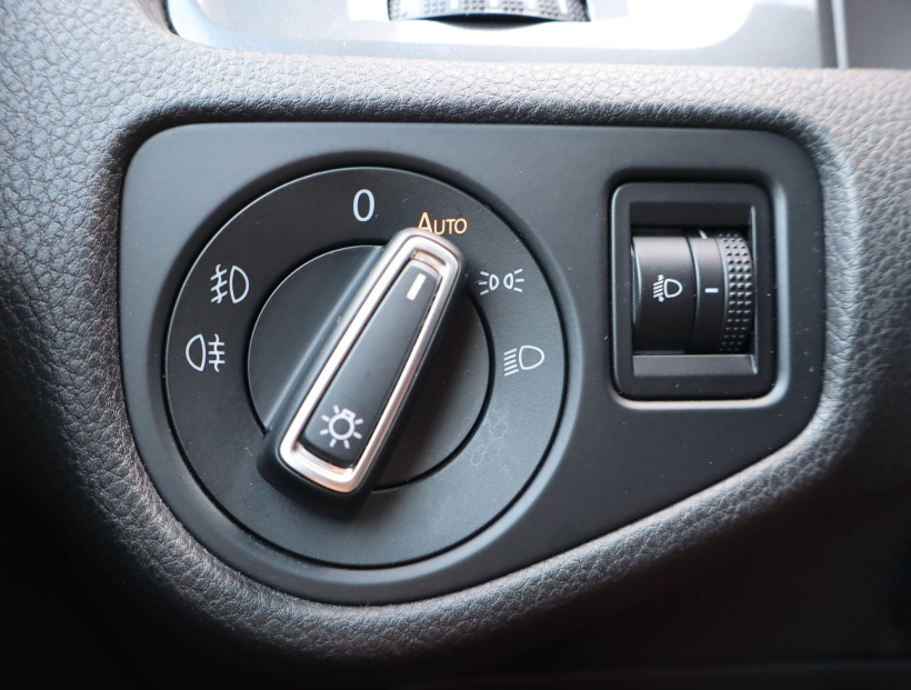 Volkswagen Golf, 2016