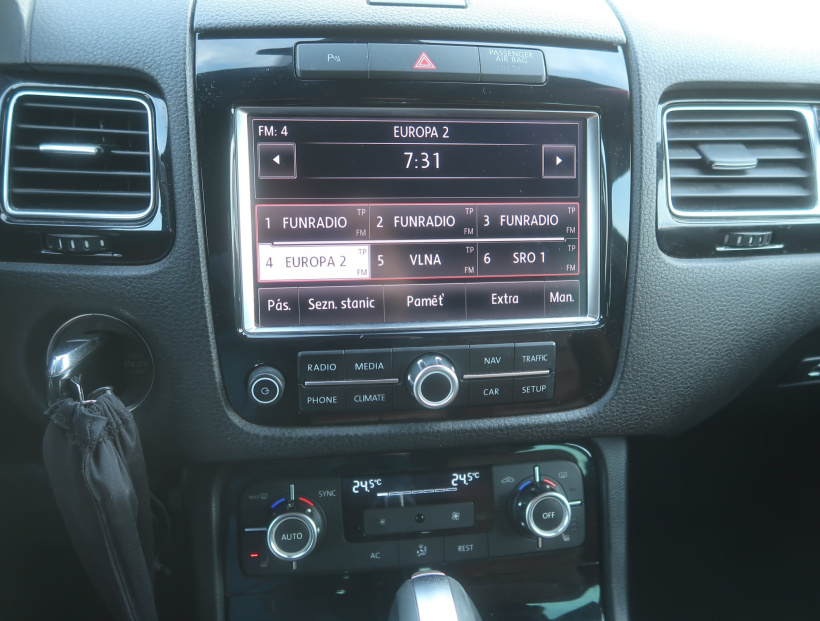 Volkswagen Touareg, 2013
