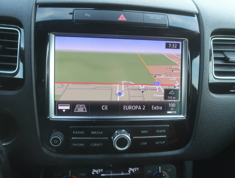 Volkswagen Touareg, 2013