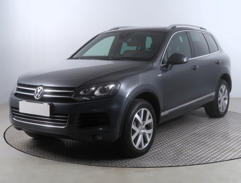 Volkswagen Touareg, 2013