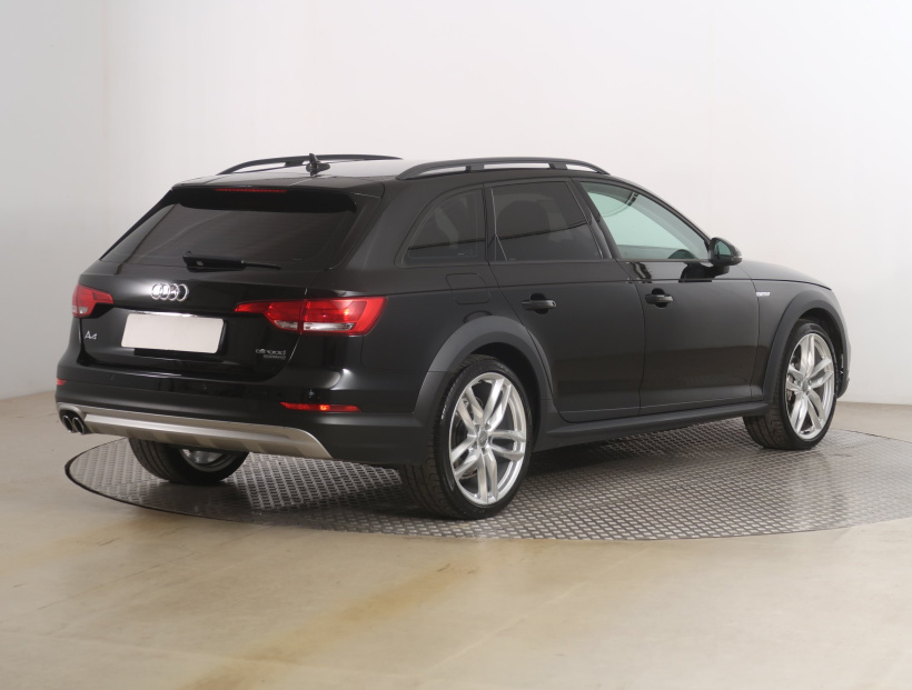 Audi A4 Allroad, 2016