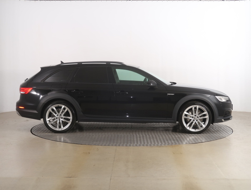 Audi A4 Allroad, 2016