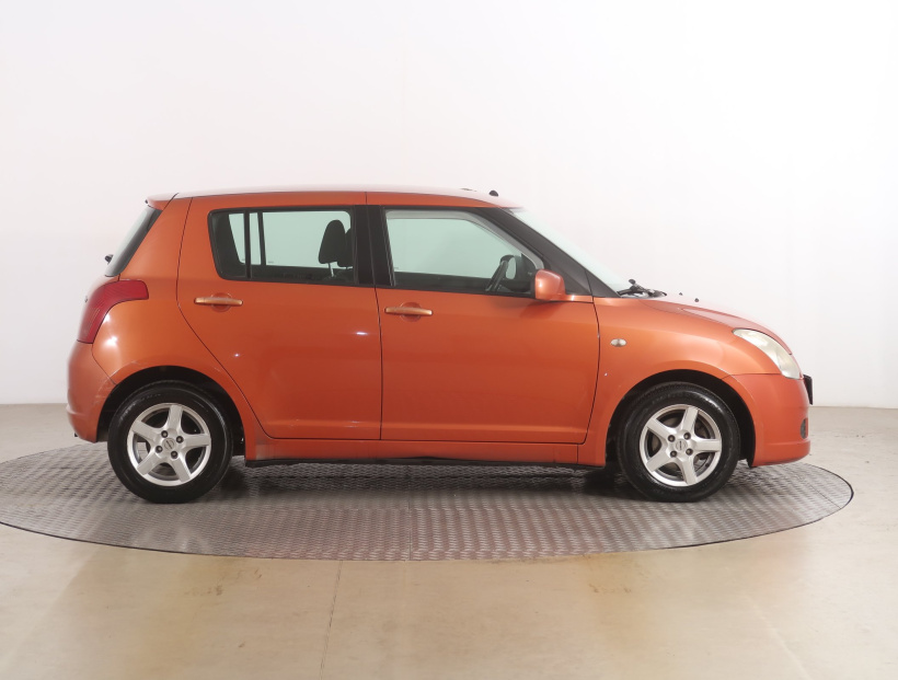 Suzuki Swift, 2005