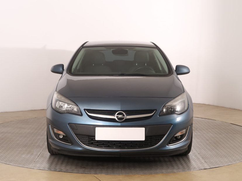 Opel Astra, 2015