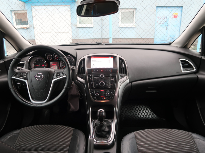 Opel Astra, 2015