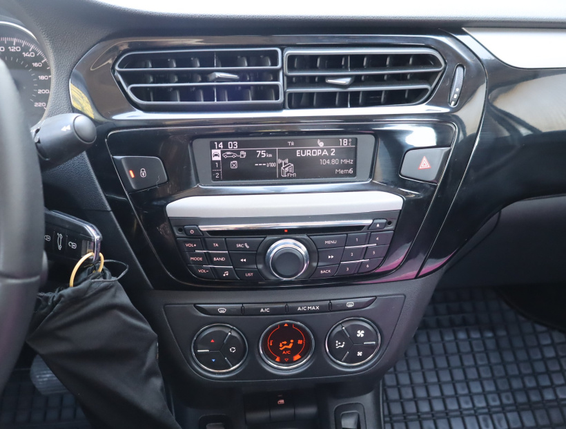 Peugeot 301, 2019