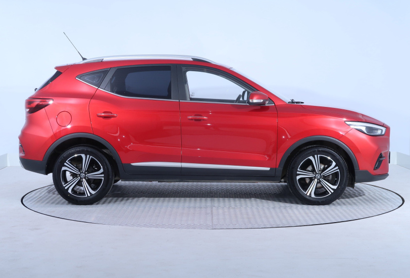 MG ZS SUV, 2022