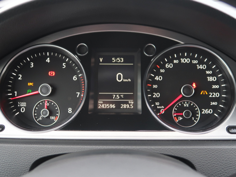 Volkswagen Passat, 2012
