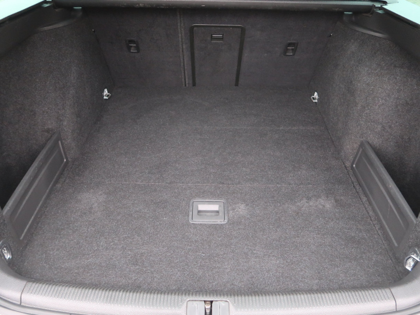 Volkswagen Passat, 2012