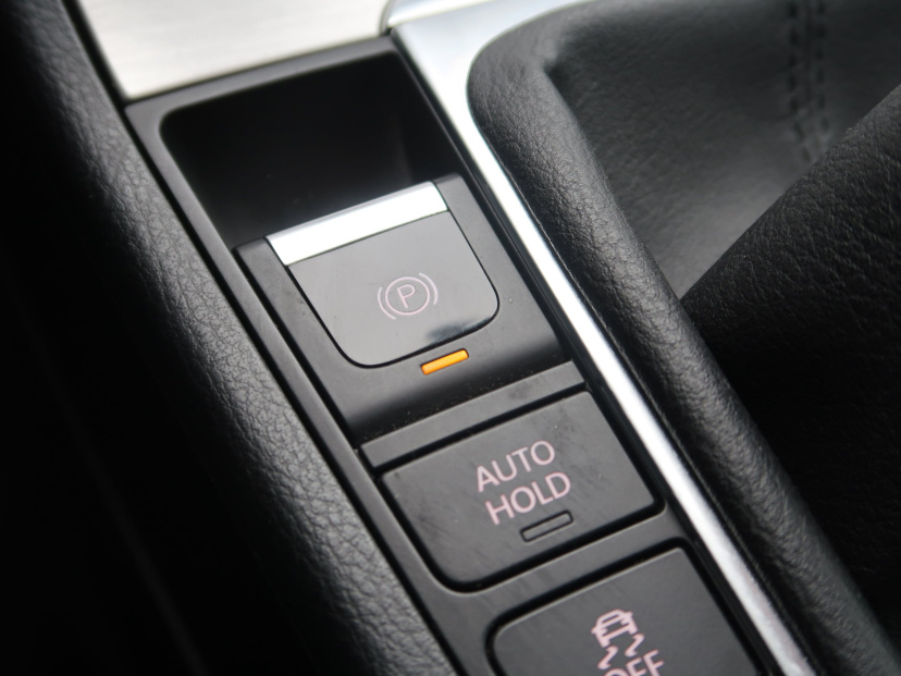 Volkswagen Passat, 2012
