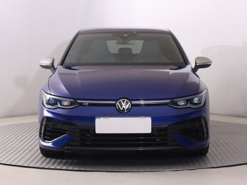 Volkswagen Golf, 2023