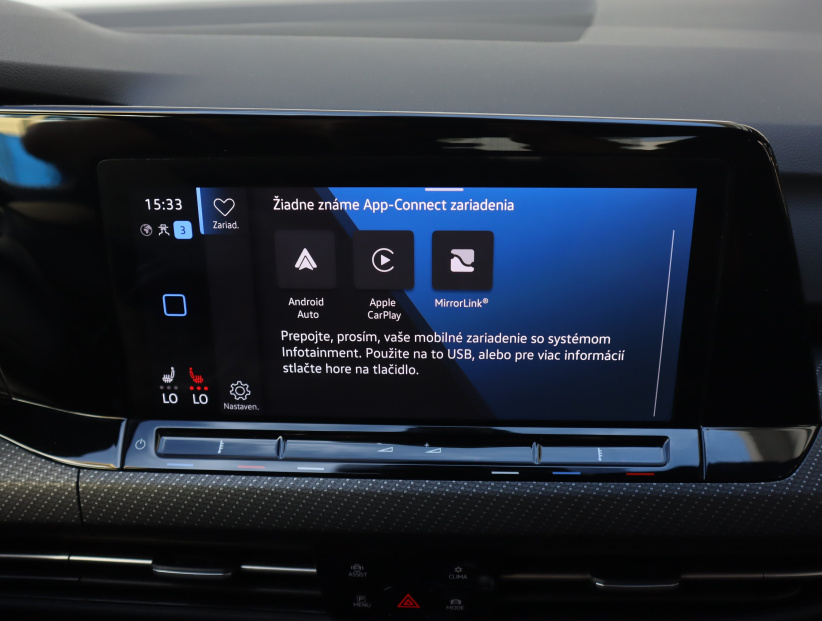 Volkswagen Golf, 2023