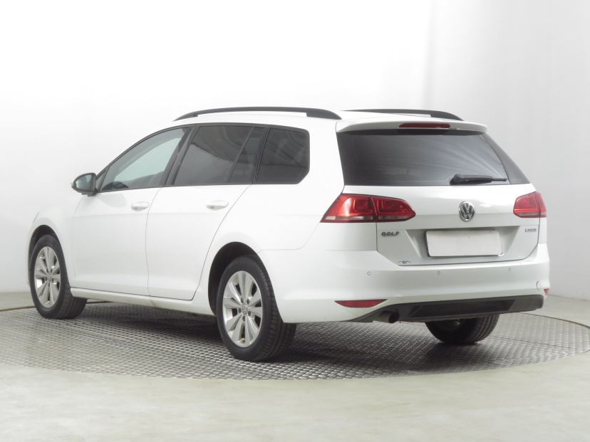 Volkswagen Golf, 2015
