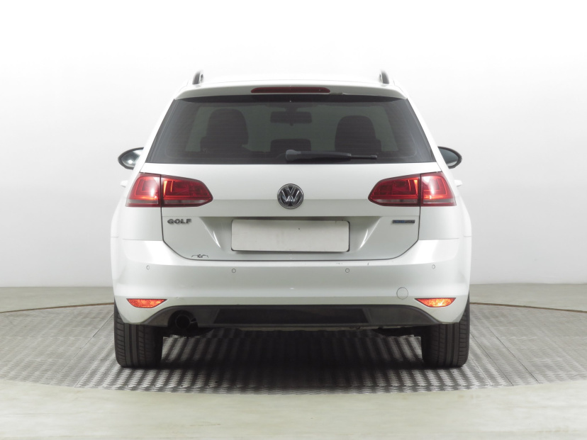 Volkswagen Golf, 2015